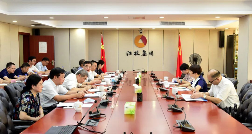 卢小青到南宫娱乐
调研指导.jpg